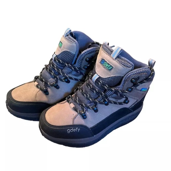 Gdefy Gravity Defyer Womens Hiking Boots Size 6.5 Slip Resistant Waterproof - Picture 2 of 10